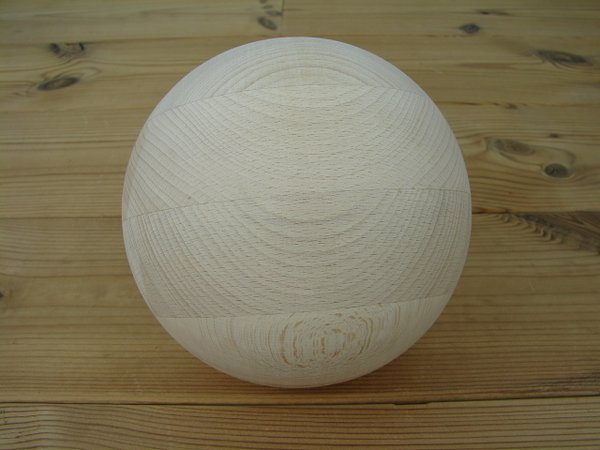 Holzkugel Buche Ø 150 mm ohne Bohrung