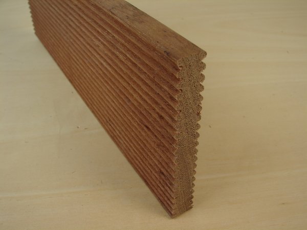 10 Profilholzabschnitte Bangkirai 385x115x15mm