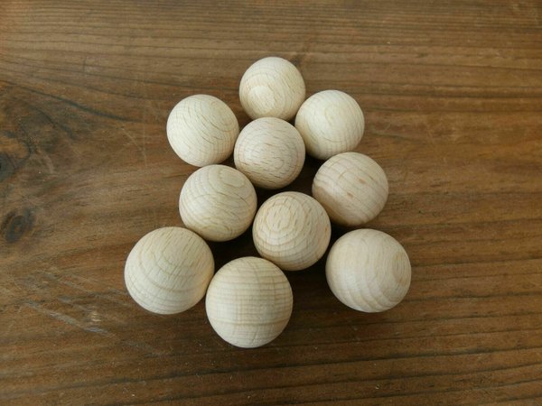 10 Holzkugeln Buche Ø 45 mm ohne Bohrung
