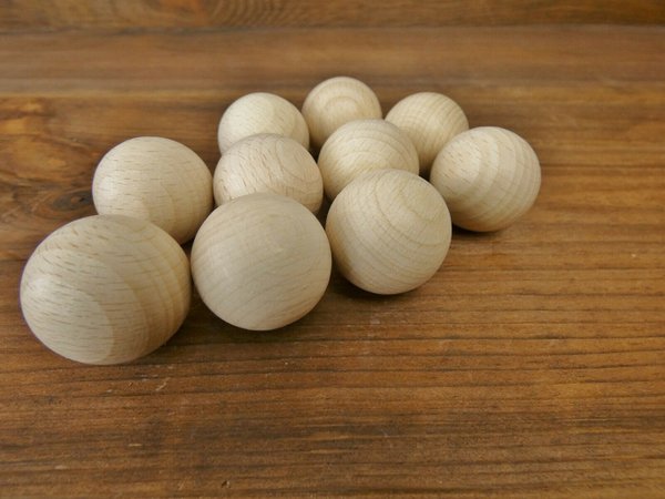 10 Holzkugeln Buche Ø 30 mm ohne Bohrung